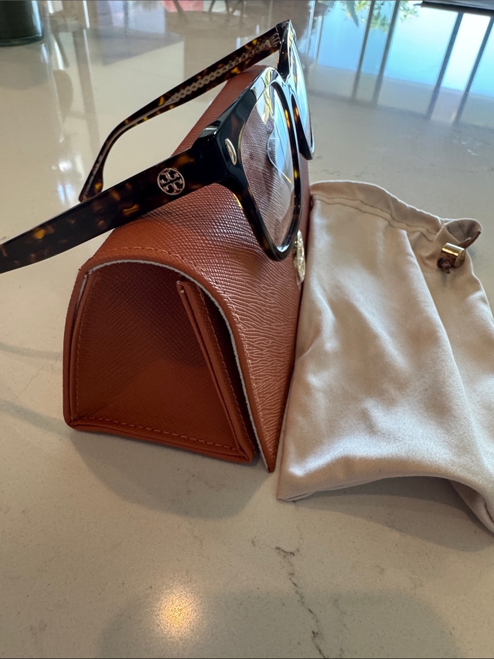 Tory Burch Tortoiseshell Cat-Eye Glasses with Brown Case - Picture 3 of 8